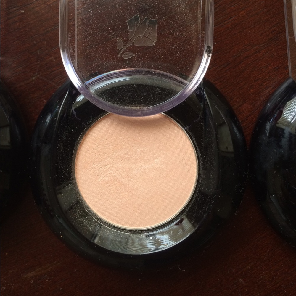 Lancome single eyeshadows - Picture 3 of 5