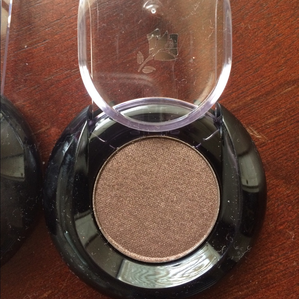 Lancome single eyeshadows - Picture 4 of 5