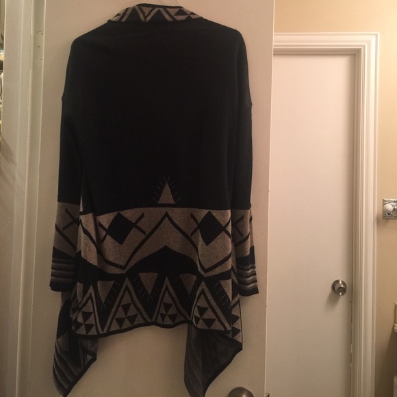 Sweater - Picture 2 of 2