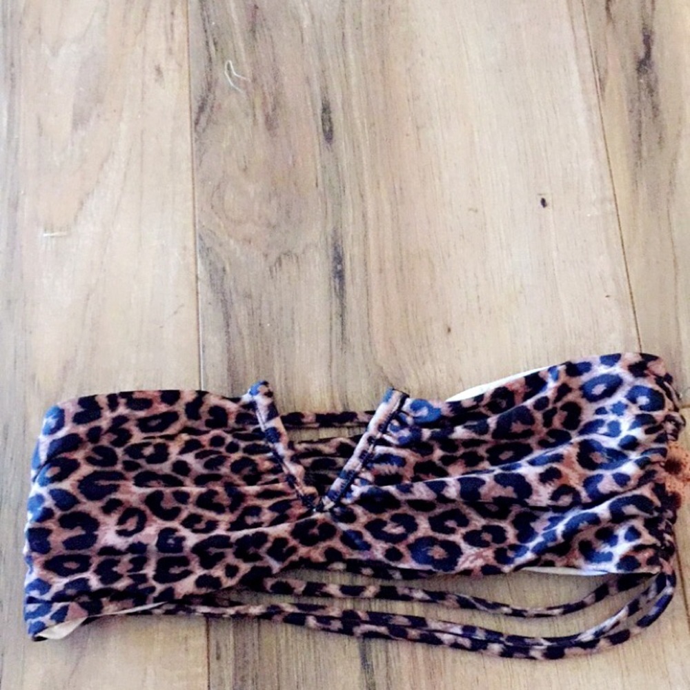 Acacia swim NWOT cheetah