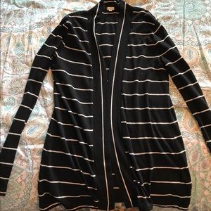 GENTLY USED S J crew cardigan