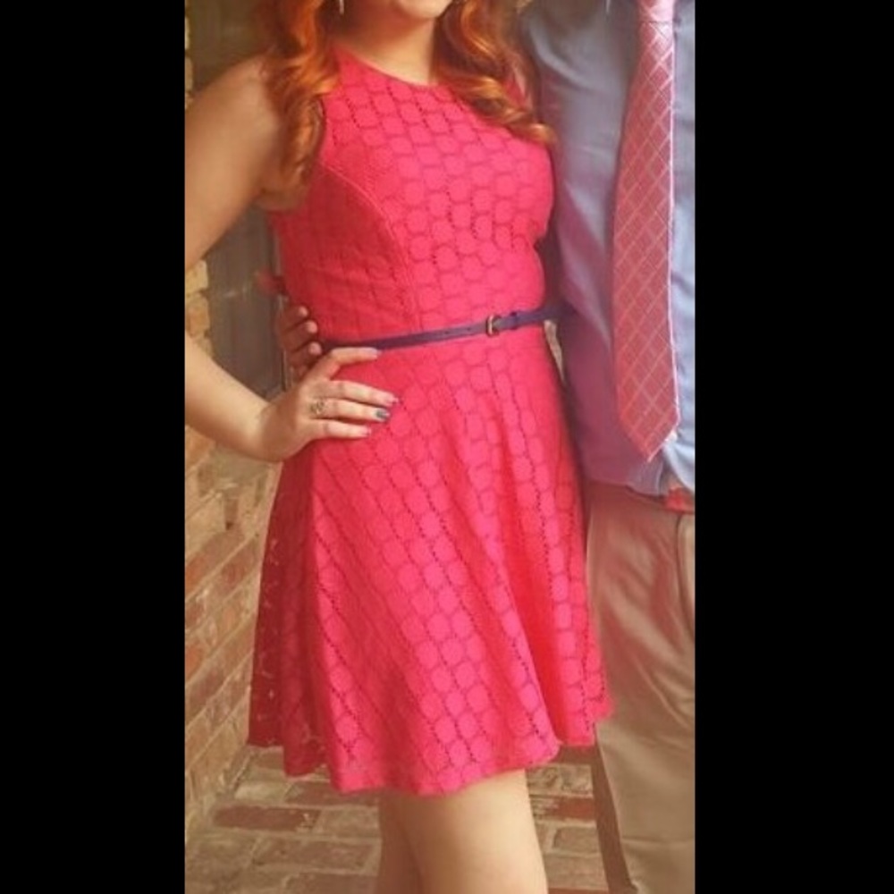 💚Sale💚Pink lace cut out dress