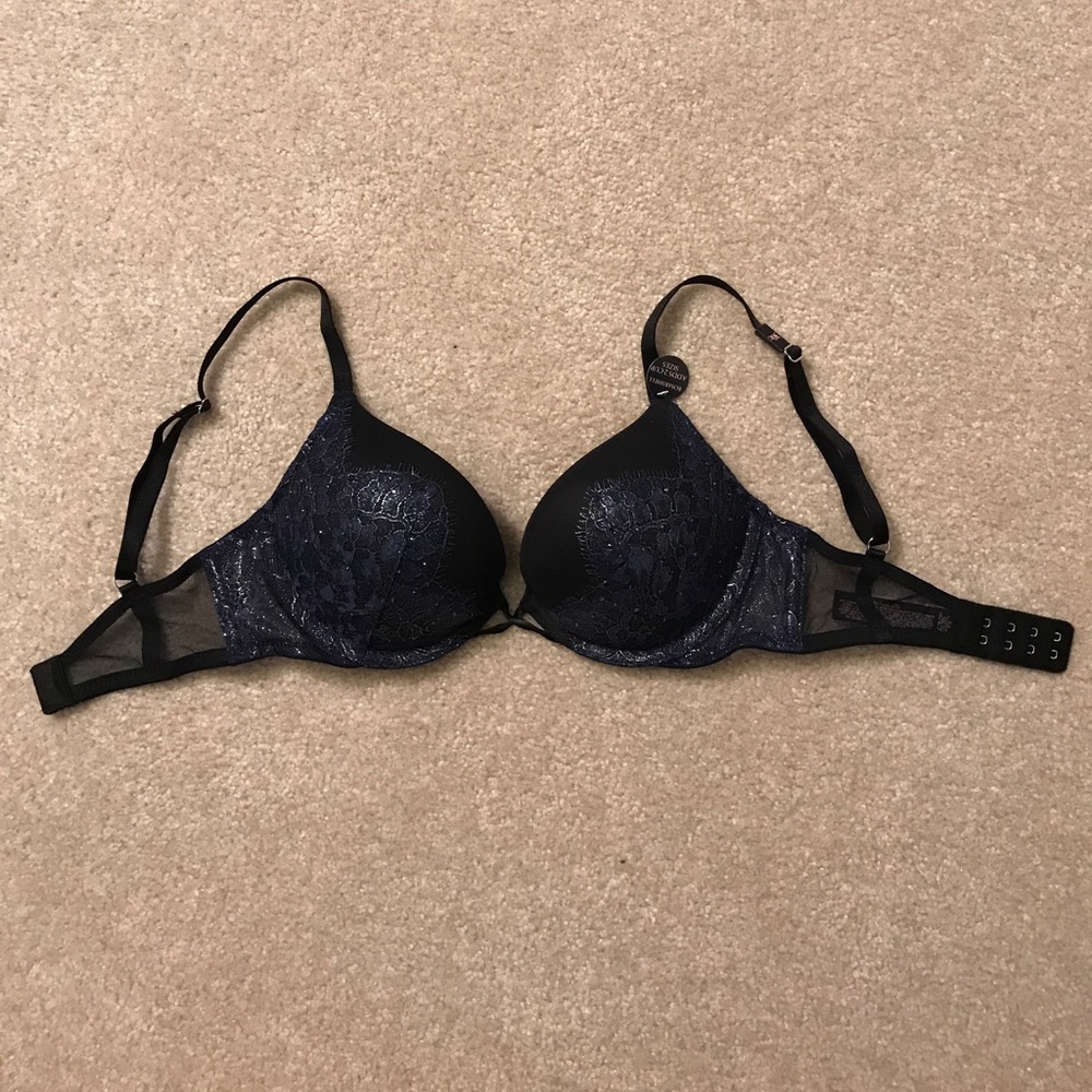 Victoria's Secret Bombshell Blue Bra 30C NWOT