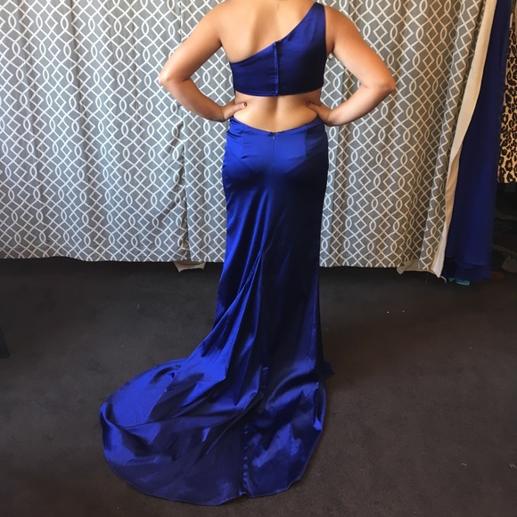 Sherri Hill Gown - Picture 2 of 3