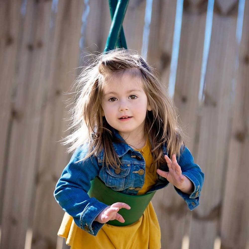 Meet your Posher, Courtney