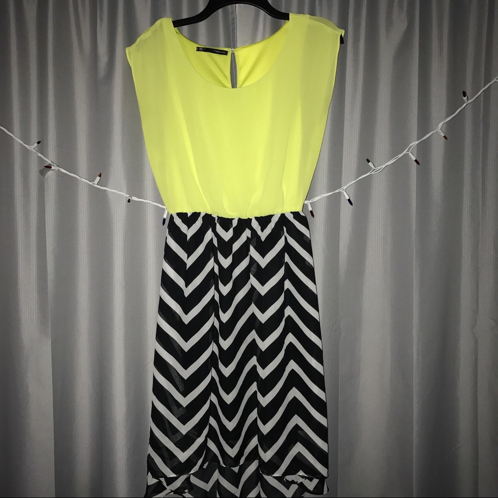 Juniors dress