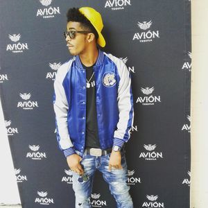 Meet your Posher, Guy