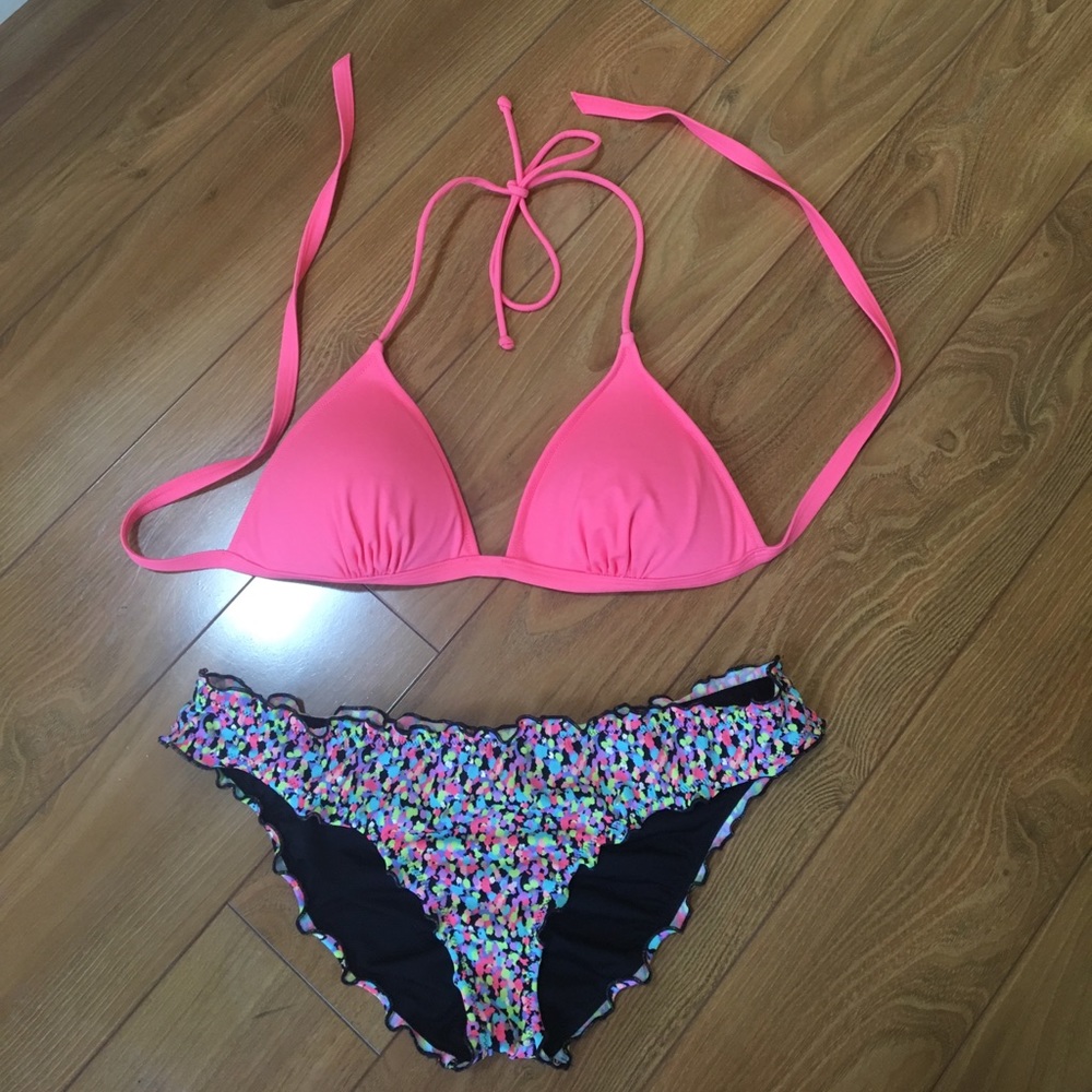 Victoria Secret bikini 👙 🍍bundle & save!
