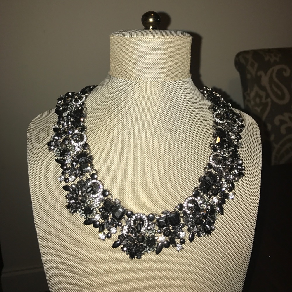 Chunky Gunmetal Fashion Necklace.