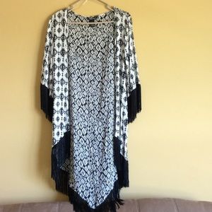 Black and White Camono