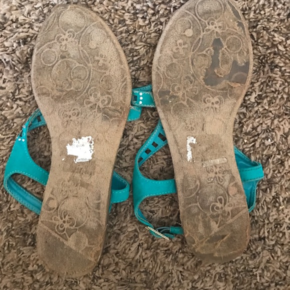 Sandals - Picture 2 of 2