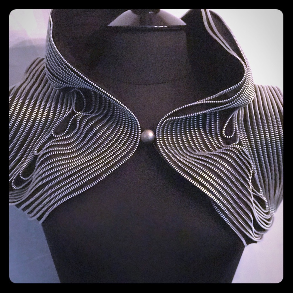 SOHUNG DESIGNS Black & Silver Handcrafted Bolero