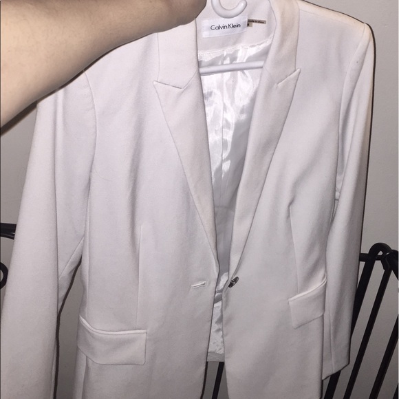 Cream Calvin Klein Blazer - Picture 3 of 3