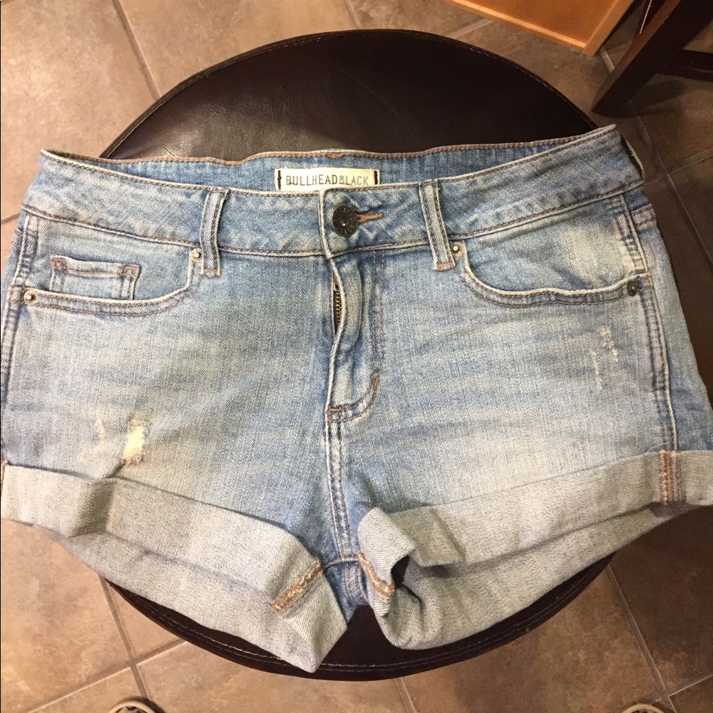 BullHead Black Jean shorts