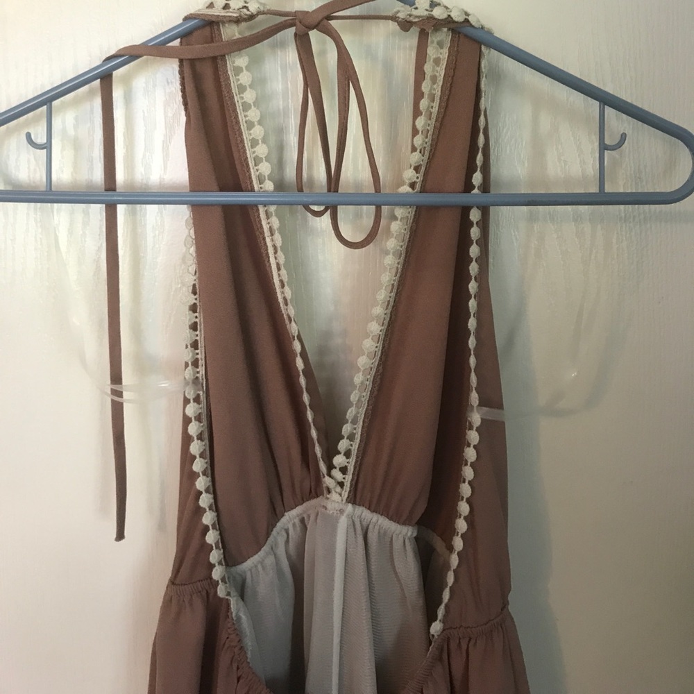 BACKLESS ROMPER - Picture 3 of 4