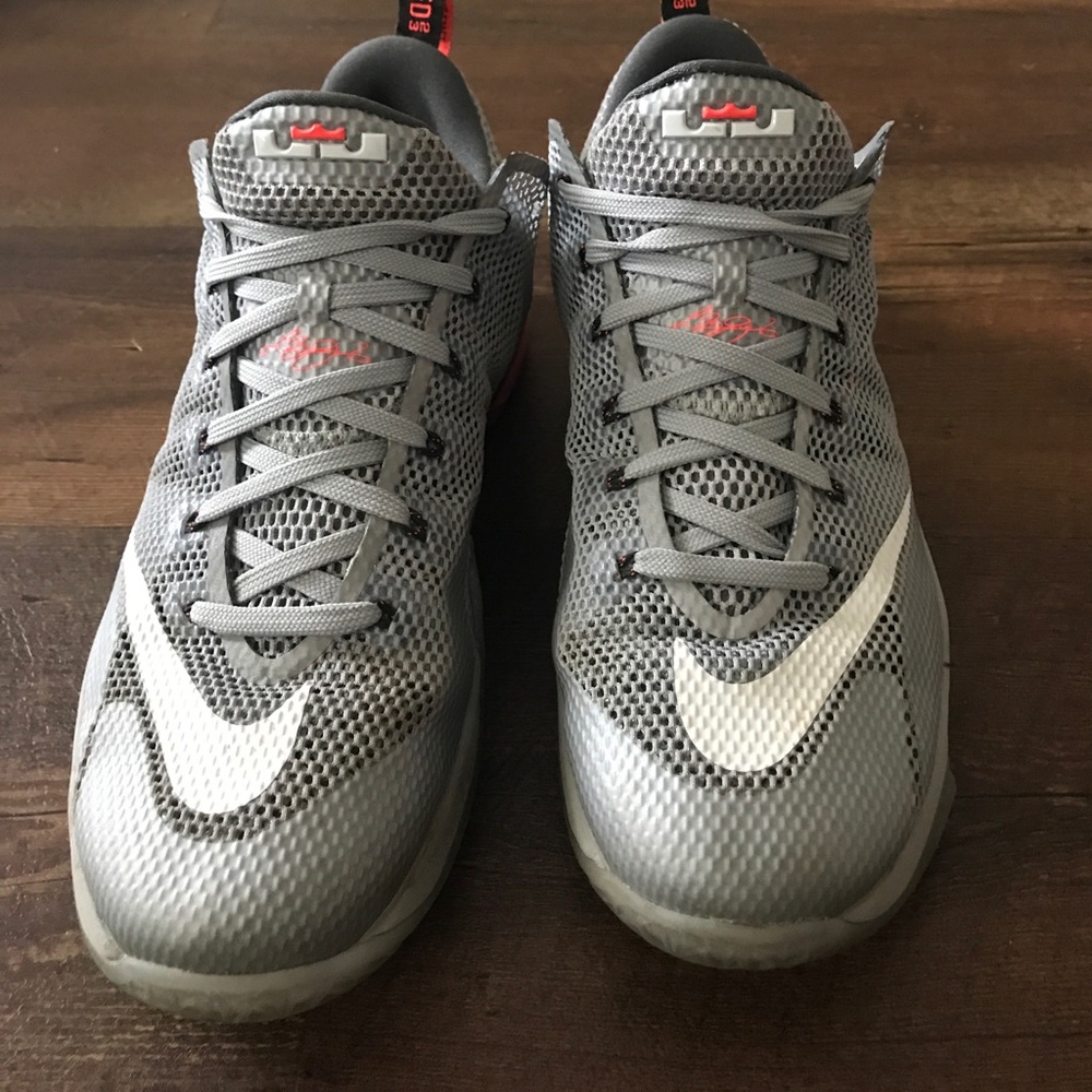 Lebron 12 size 11 tennis shoes