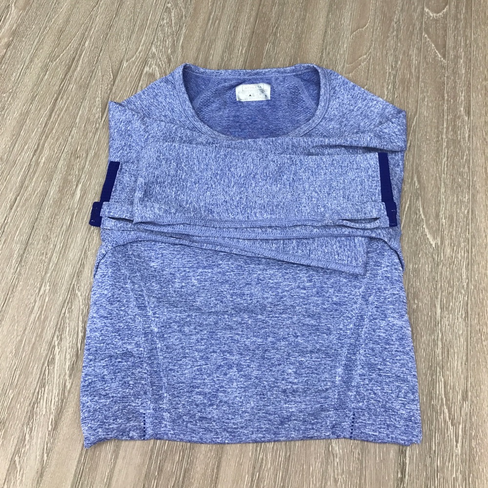 Athleta top