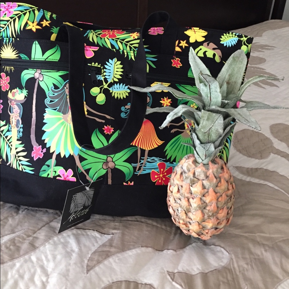 Island Accent Hula Honeys tote bag