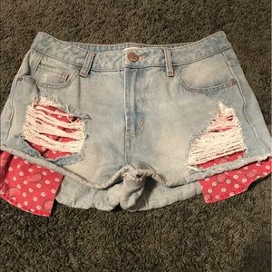 distressed jean shorts, with fun pockets