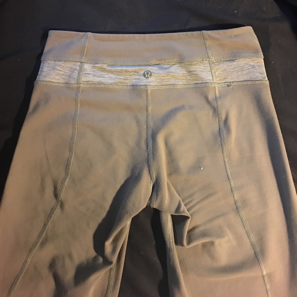 5/$25READ🍋Rare Lulu Lemon Green Crops🍋