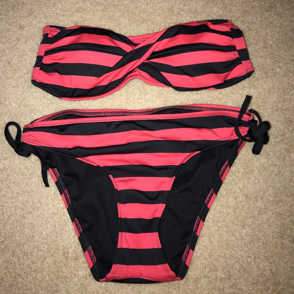 Target swimsuit - Picture 2 of 3