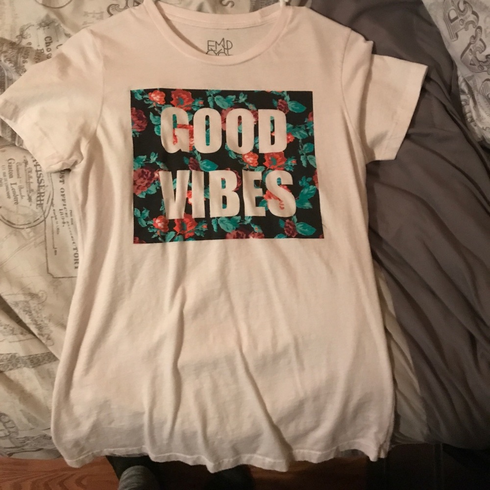 Cute tee