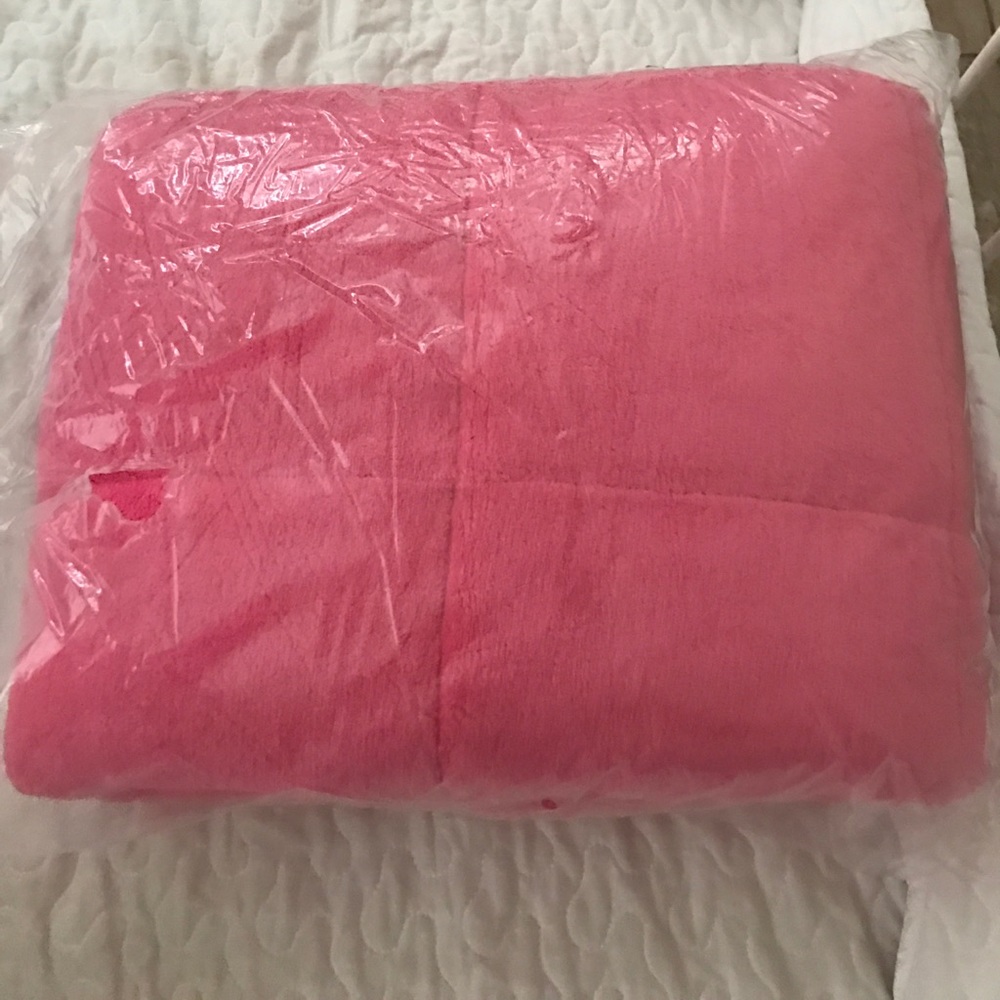 Pure bliss brookstone pink blanket