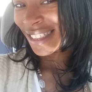 Meet your Posher, Khalia