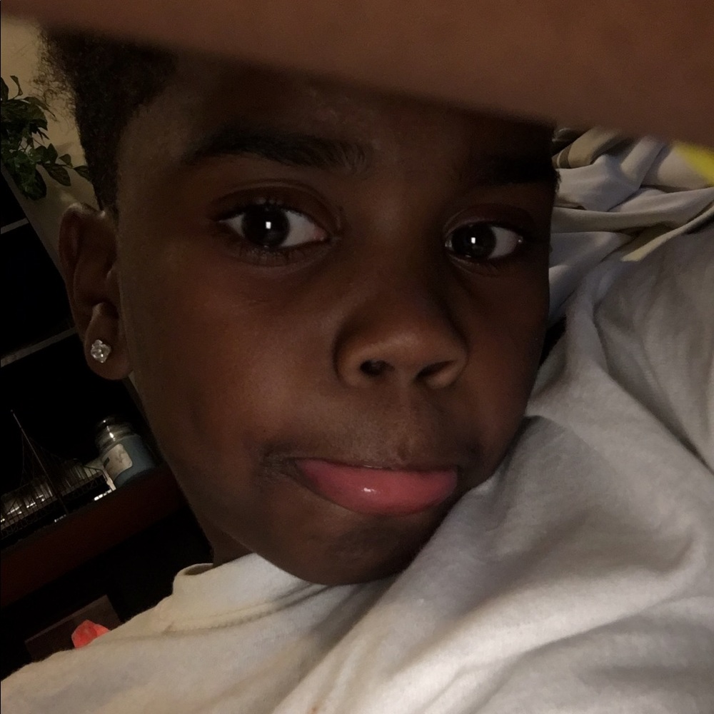 Meet your Posher, Abbas