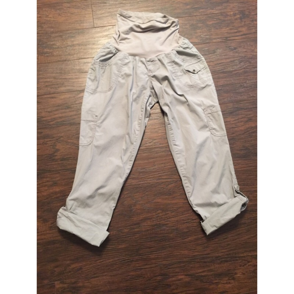 Motherhood Maternity Light Gray Cargo Pants EUC