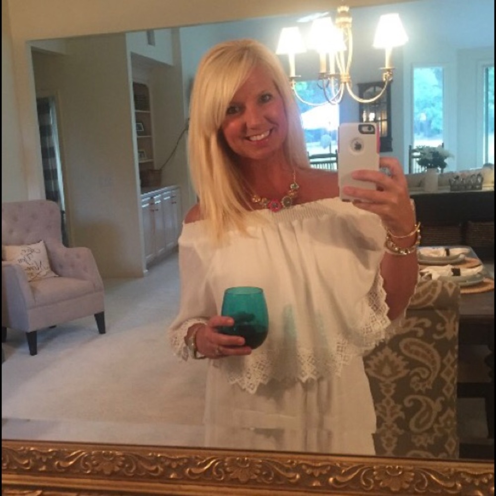 Show me your Mumu Romper size Medium