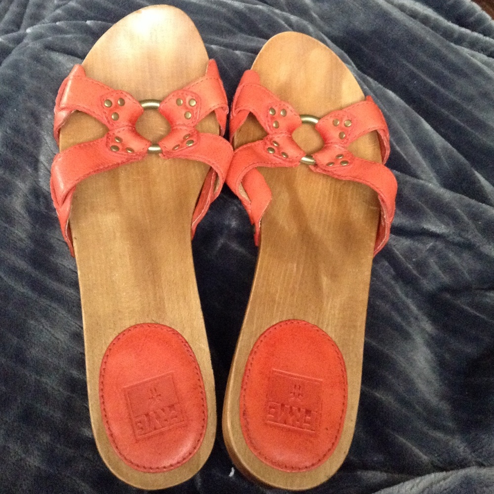 Frye sandals ELLIE RING SLIDE