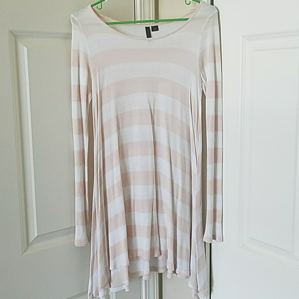 Long sleeve flow top