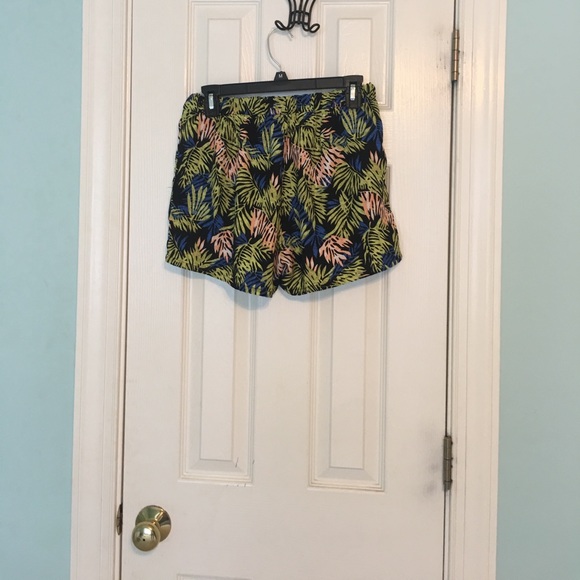 palm leaves multi colored flowy shorts - Picture 2 of 3