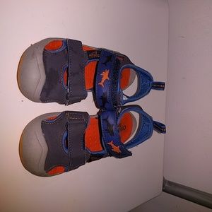 Osh Kosh light up sandals