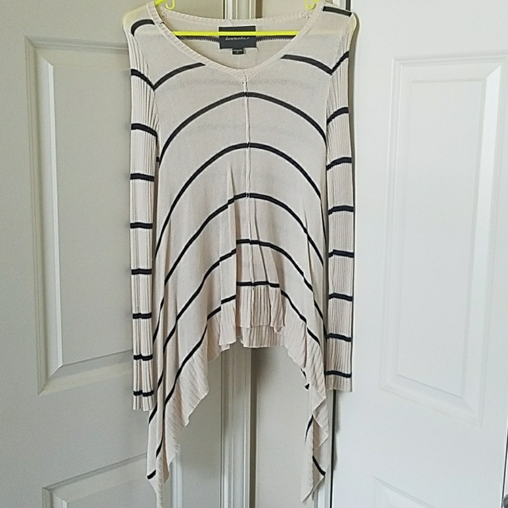 Long sleeve flowy blouse