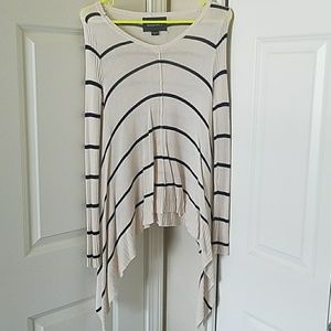 Long sleeve flowy blouse