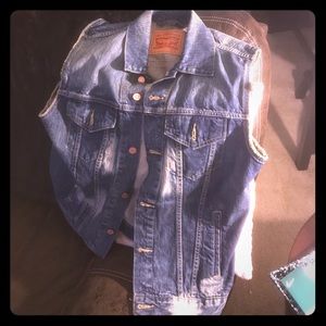 No sleeve jacket Levi