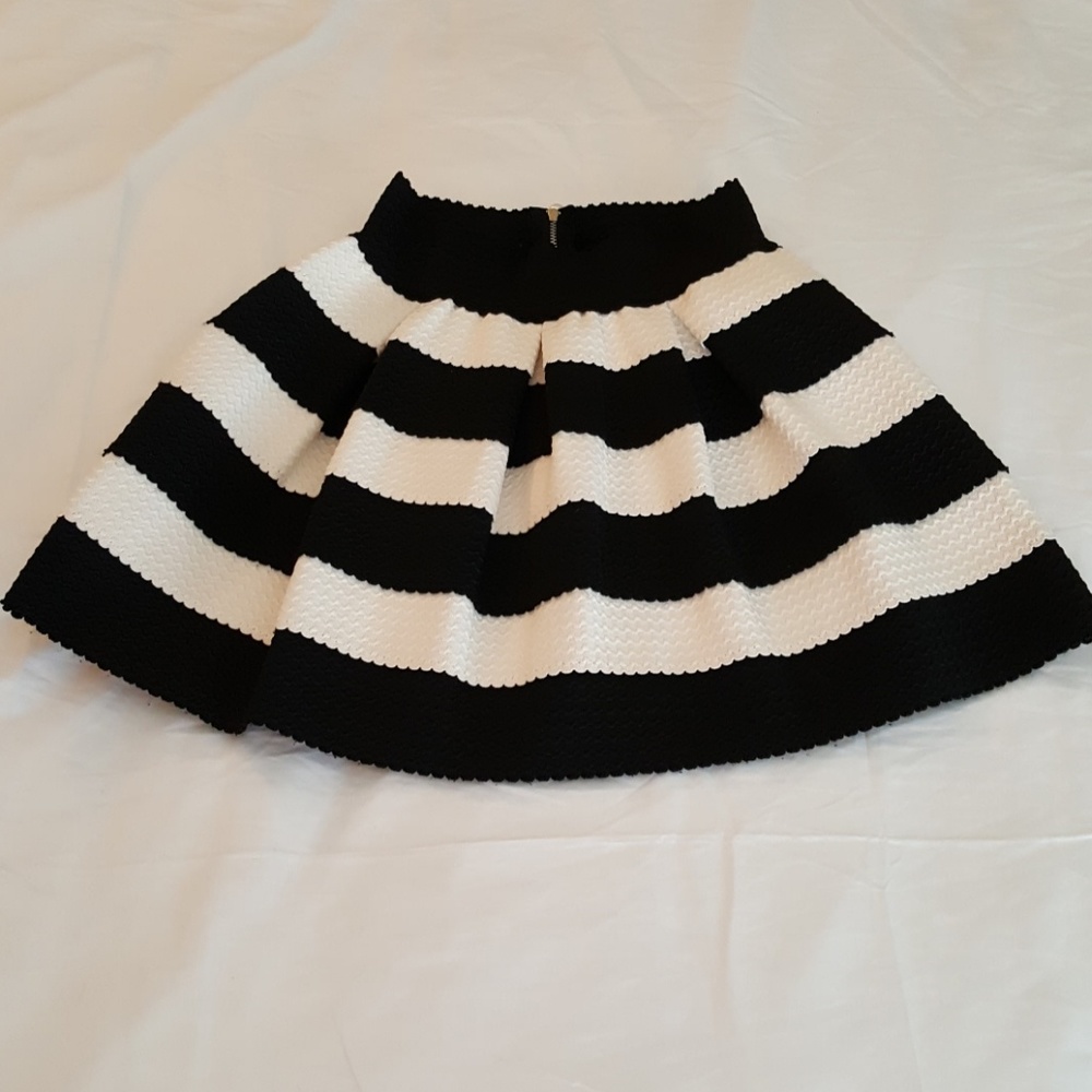 Black and white striped mini skirt