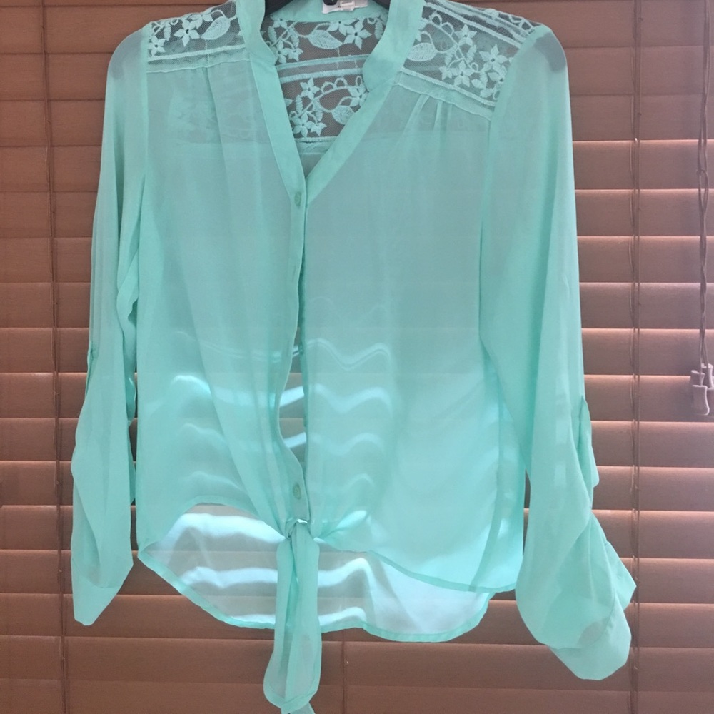 Boutique shirt