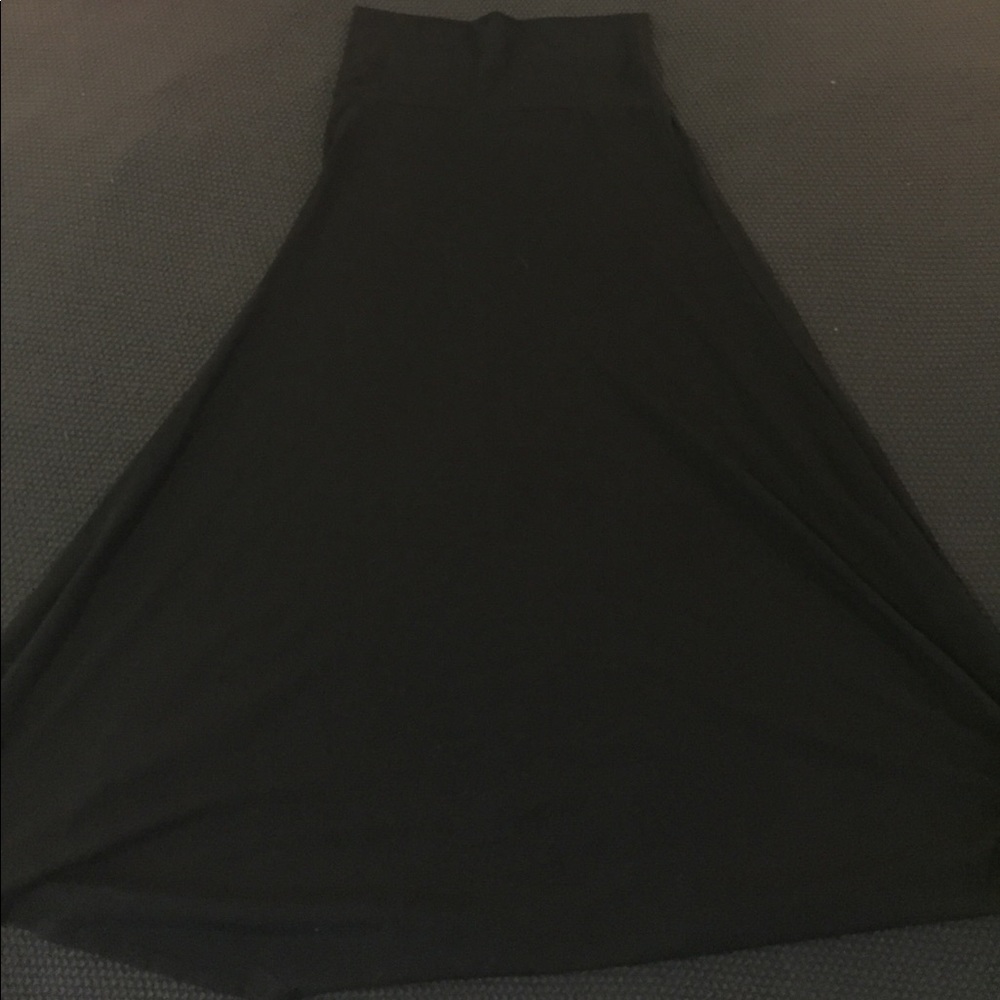 LuLaRoe Black Maxi-Medium