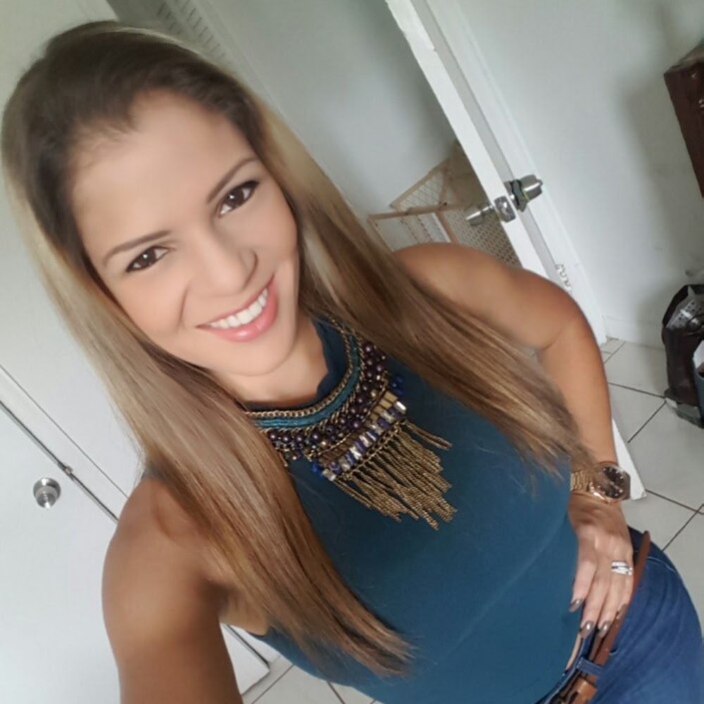 Meet your Posher, Ana yulissa