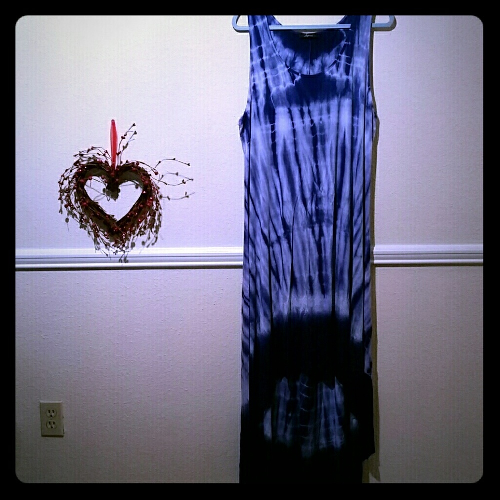 Awesome Tye dye maxi with shorter front.