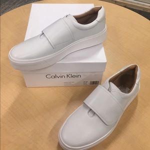 White Calvin Klein shoes size 8