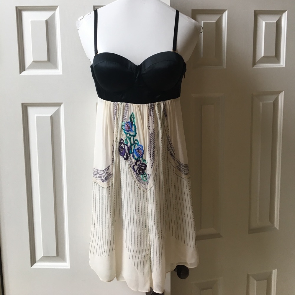 Guess silk bustier top w/ embroidered beaded skirt