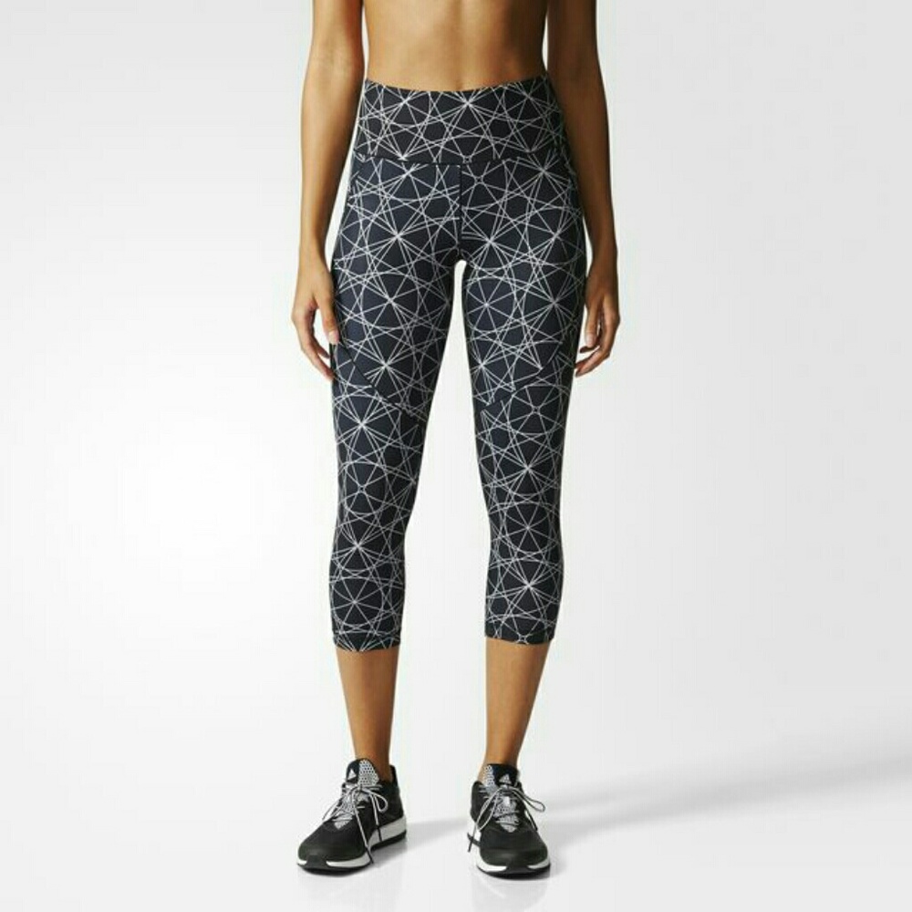 NWT Adidas 3/4 wanderflex leggings