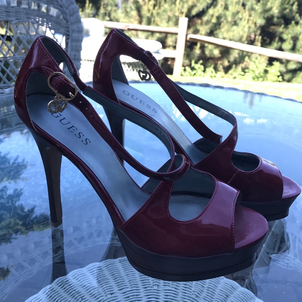 GUESS red platform sandles heels