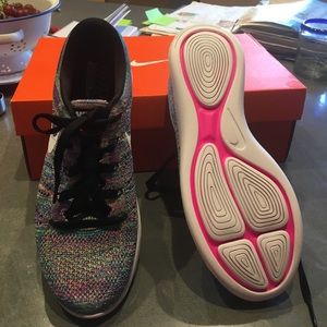 Brand New Woman's Nike Mutli-Color Flynit Sneakers