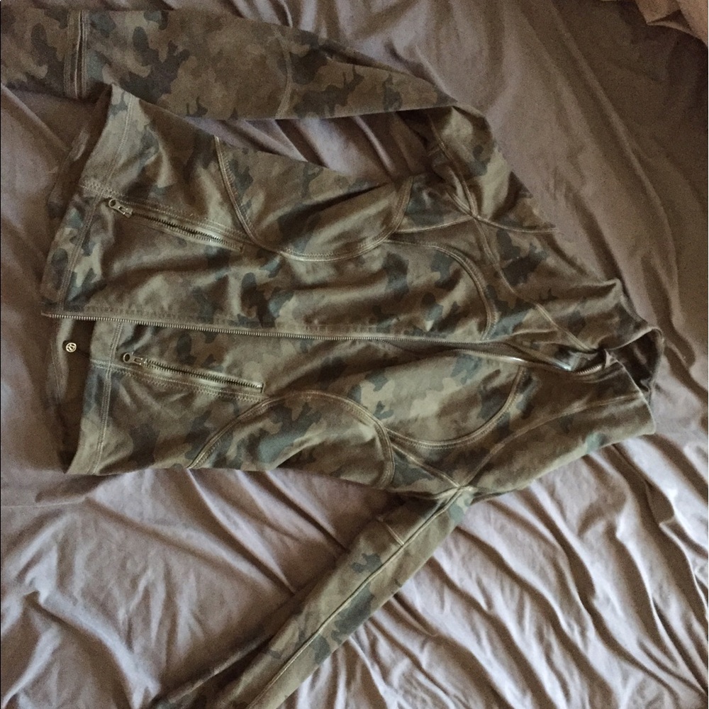 Lululemon camouflage jacket