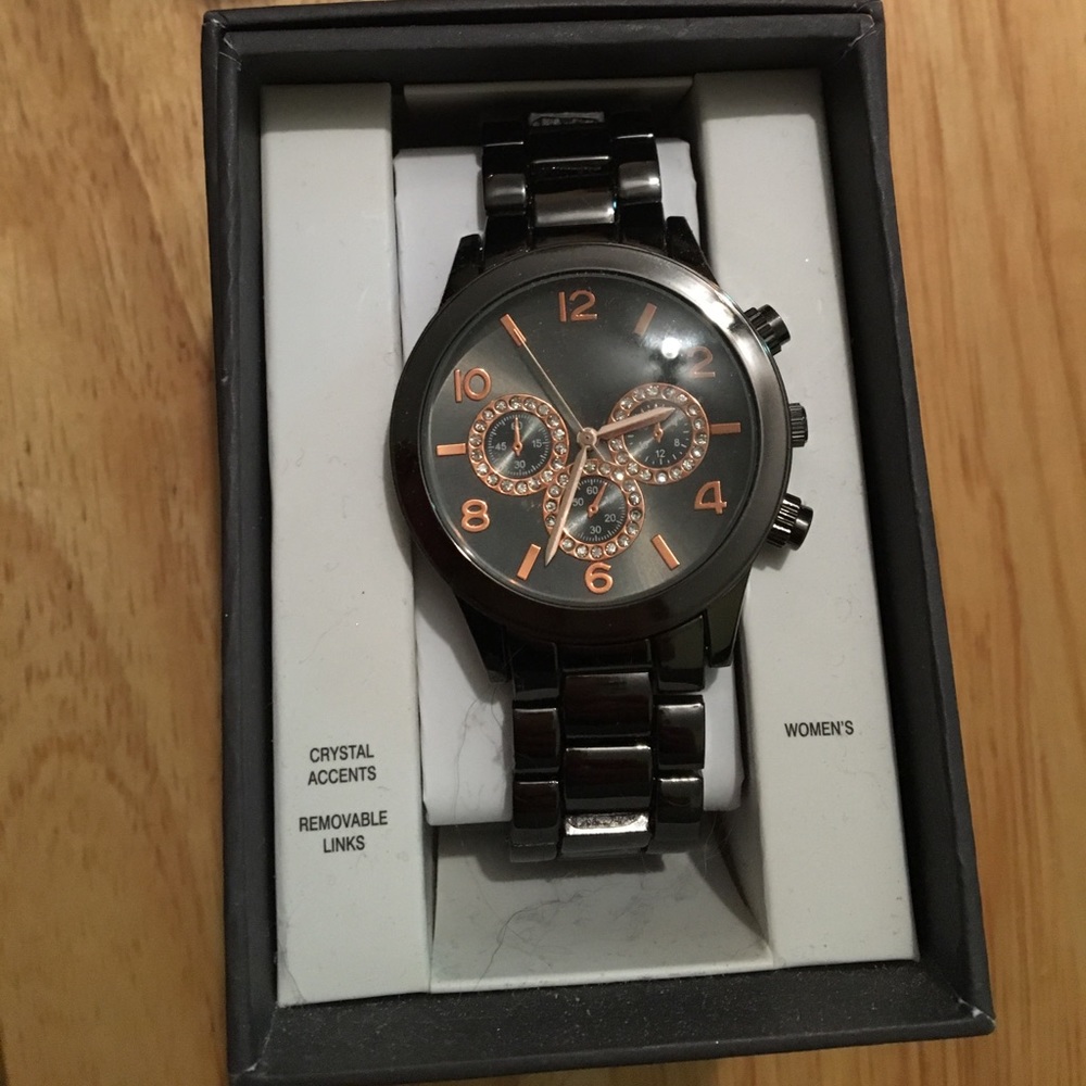 New in box ladies watch
